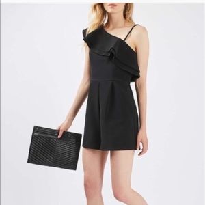 One shoulder ruffled rhomper